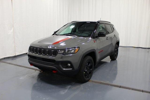 new 2024 Jeep Compass car, priced at $37,000