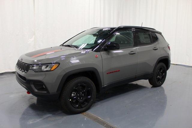 new 2024 Jeep Compass car, priced at $37,000