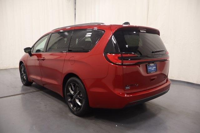 new 2026 Chrysler Pacifica car, priced at $48,405
