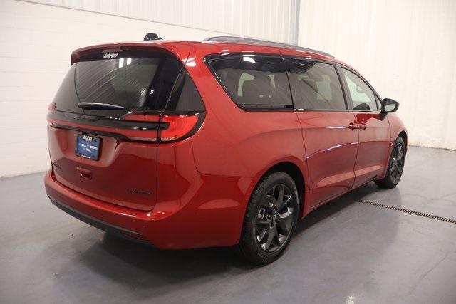 new 2026 Chrysler Pacifica car, priced at $48,405