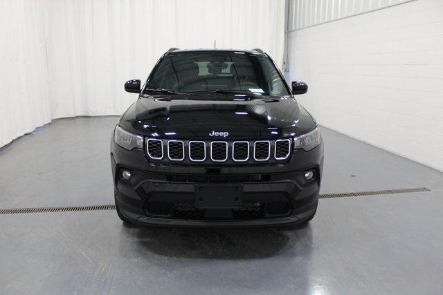 new 2024 Jeep Compass car, priced at $33,200