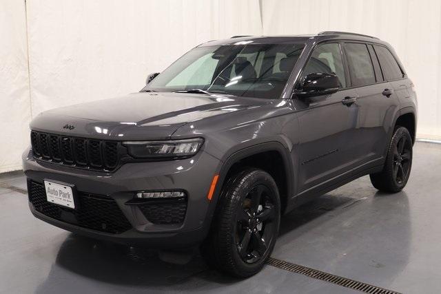 new 2025 Jeep Grand Cherokee car, priced at $54,988