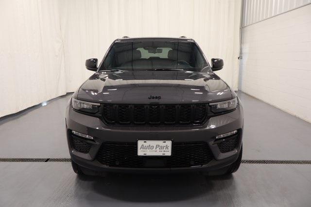 new 2025 Jeep Grand Cherokee car, priced at $54,988