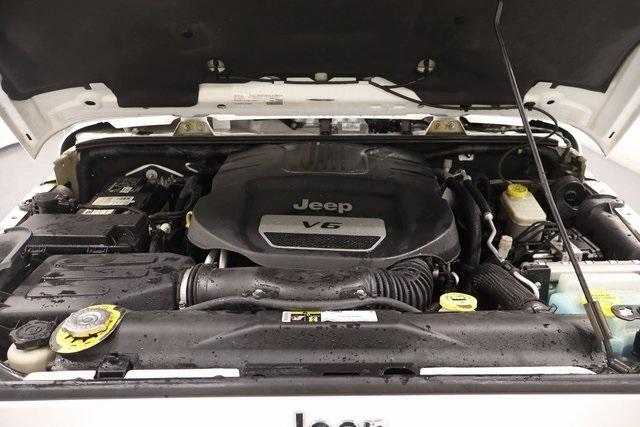 used 2015 Jeep Wrangler Unlimited car, priced at $18,600