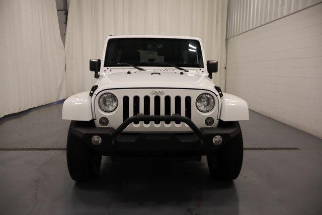 used 2015 Jeep Wrangler Unlimited car, priced at $18,600