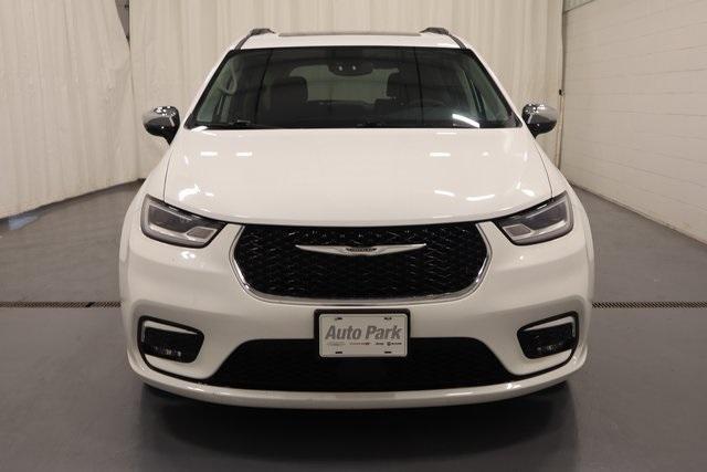 used 2023 Chrysler Pacifica car, priced at $26,995