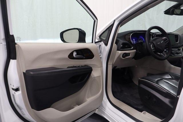 used 2023 Chrysler Pacifica car, priced at $26,995