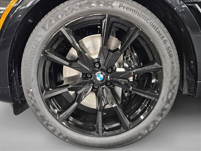new 2026 BMW X7 car, priced at $99,465