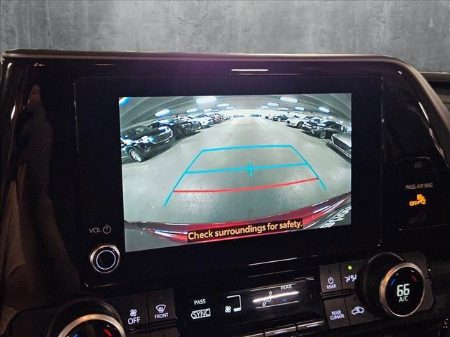 used 2023 Toyota Highlander car, priced at $33,478