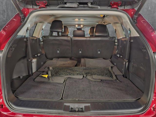 used 2023 Toyota Highlander car, priced at $33,478