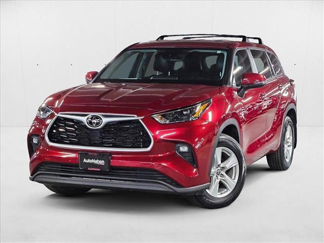 used 2023 Toyota Highlander car, priced at $33,478