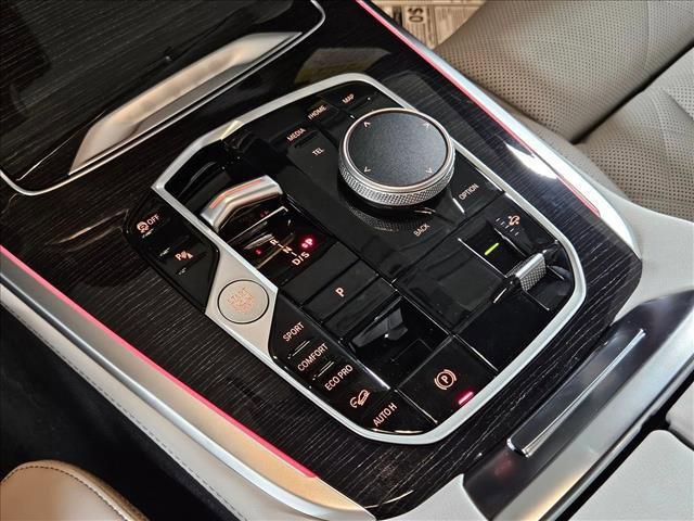 new 2026 BMW X7 car, priced at $97,775