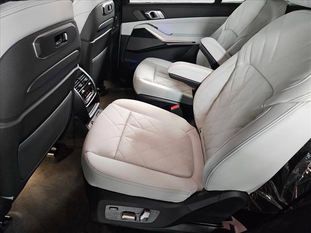 new 2026 BMW X7 car, priced at $98,535