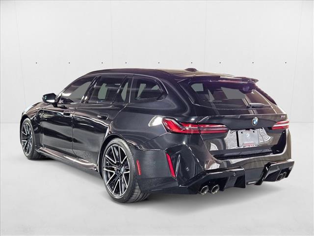 new 2025 BMW M5 car, priced at $138,275