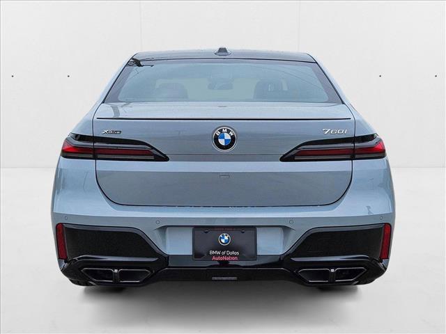 new 2025 BMW 760 car, priced at $135,585