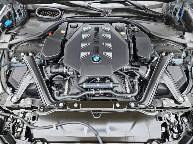 new 2025 BMW 760 car, priced at $135,585