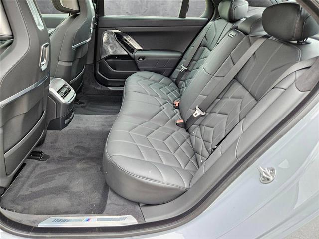 new 2025 BMW 760 car, priced at $135,585