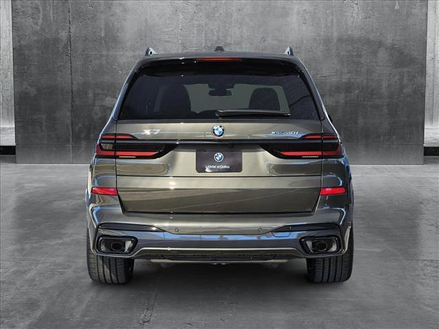 new 2025 BMW X7 car, priced at $100,625