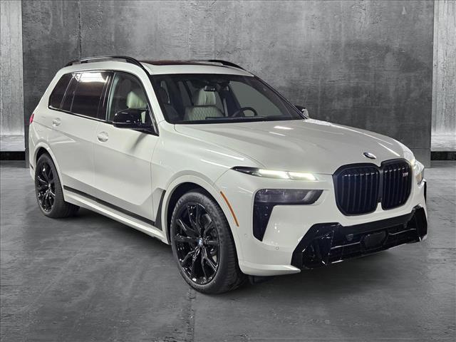 new 2025 BMW X7 car, priced at $123,375