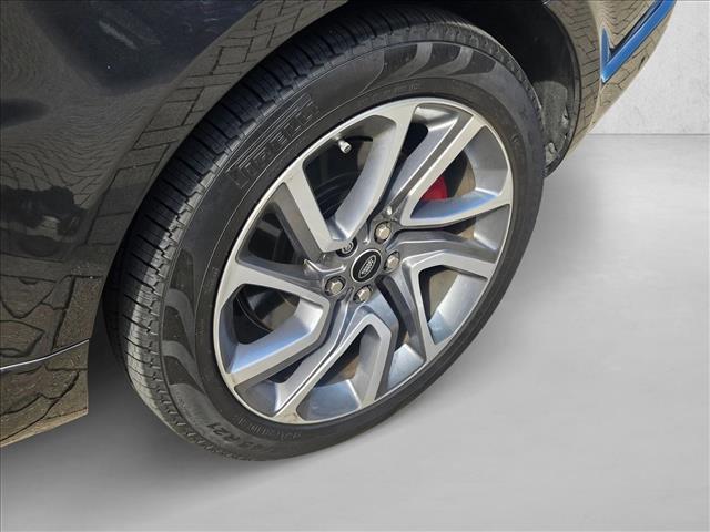 used 2018 Land Rover Range Rover Sport car, priced at $35,496
