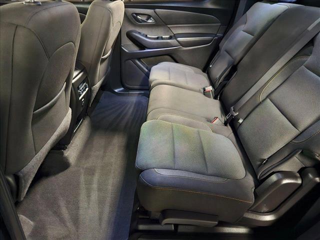 used 2020 Chevrolet Traverse car, priced at $18,896