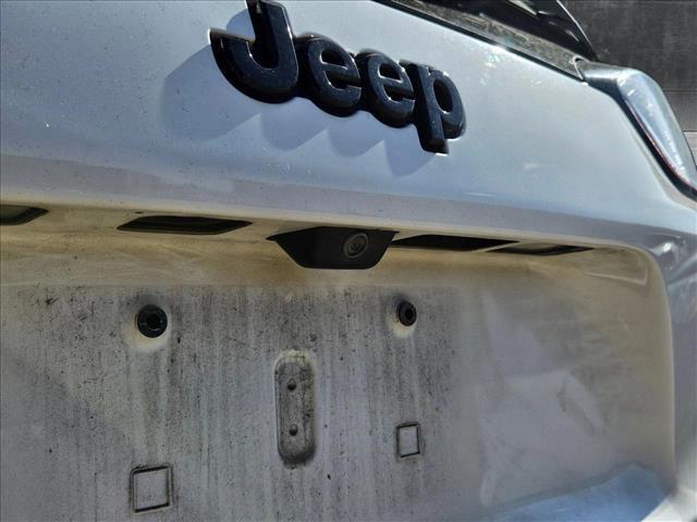 used 2020 Jeep Cherokee car, priced at $17,995