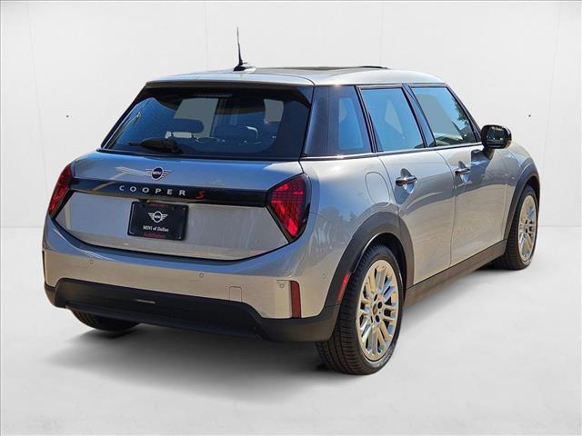 used 2025 MINI Hardtop car, priced at $37,110