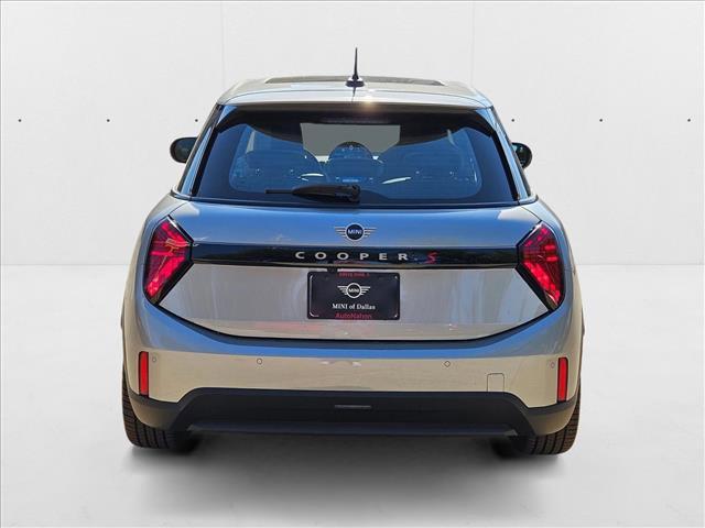 used 2025 MINI Hardtop car, priced at $37,110