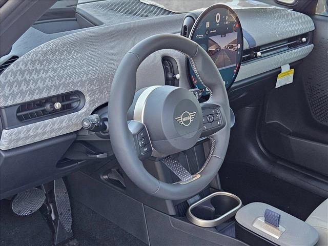 used 2025 MINI Hardtop car, priced at $35,595