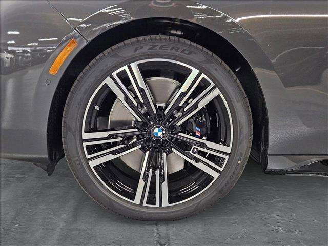 new 2025 BMW 760 car, priced at $139,925