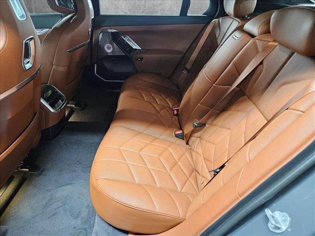 new 2025 BMW 760 car, priced at $139,925