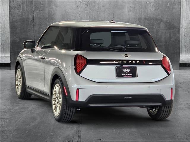 used 2025 MINI Hardtop car, priced at $35,595