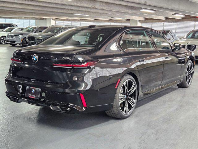 new 2025 BMW 760 car, priced at $135,585
