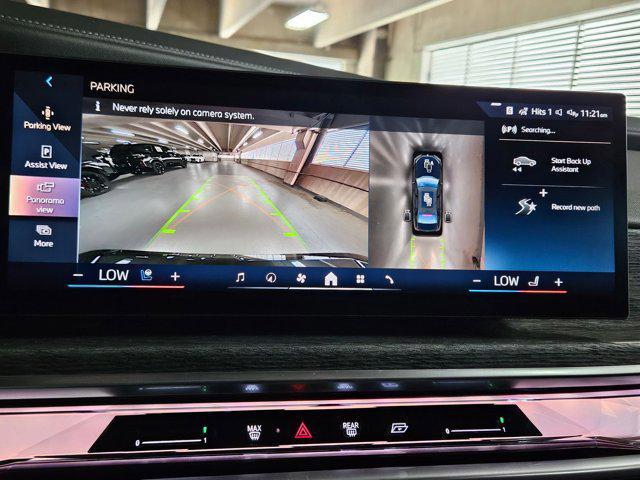 new 2025 BMW 760 car, priced at $135,585