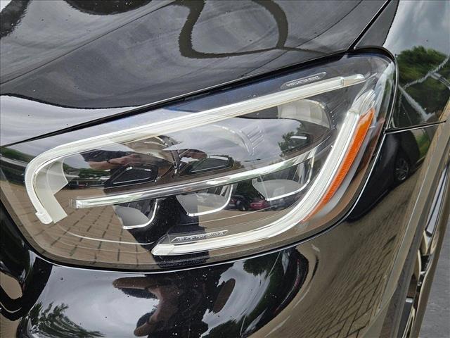 used 2020 Mercedes-Benz GLC 300 car, priced at $24,996