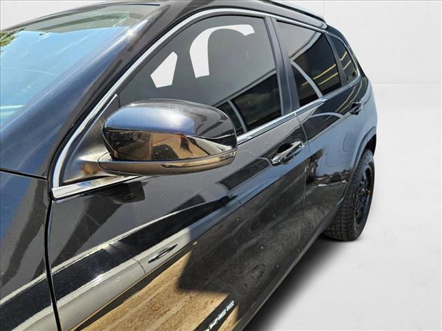 used 2020 Jeep Cherokee car, priced at $17,995