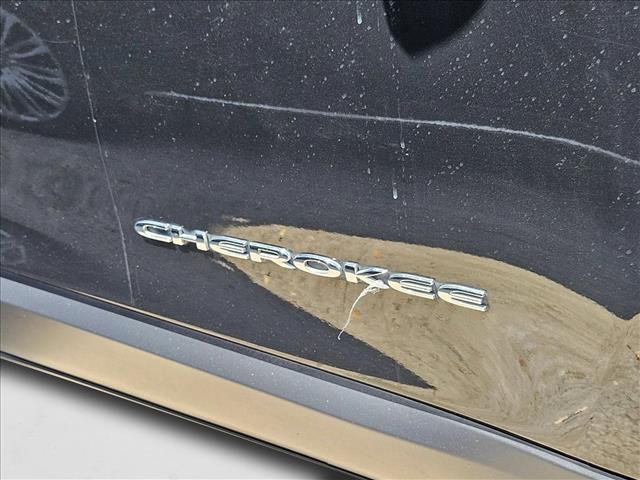 used 2020 Jeep Cherokee car, priced at $17,995