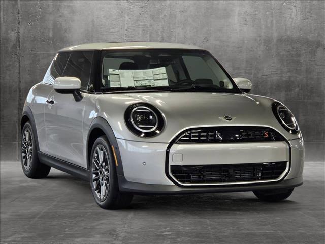 used 2025 MINI Hardtop car, priced at $35,595