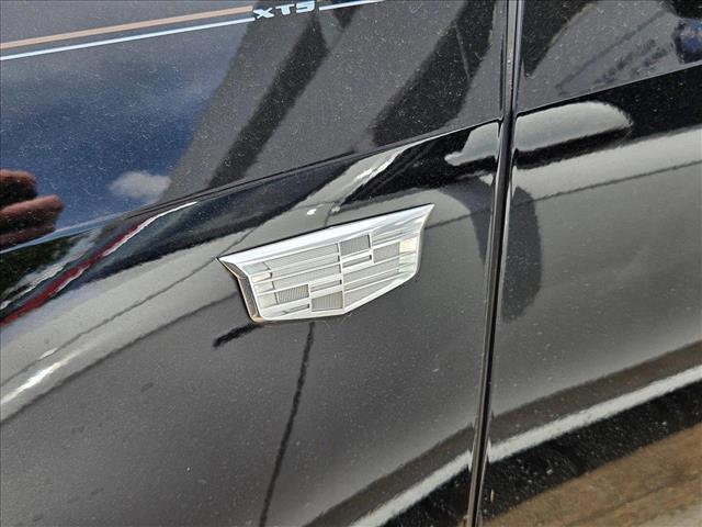 used 2020 Cadillac XT5 car, priced at $25,996