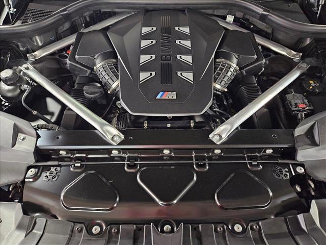 new 2026 BMW X7 car, priced at $125,135