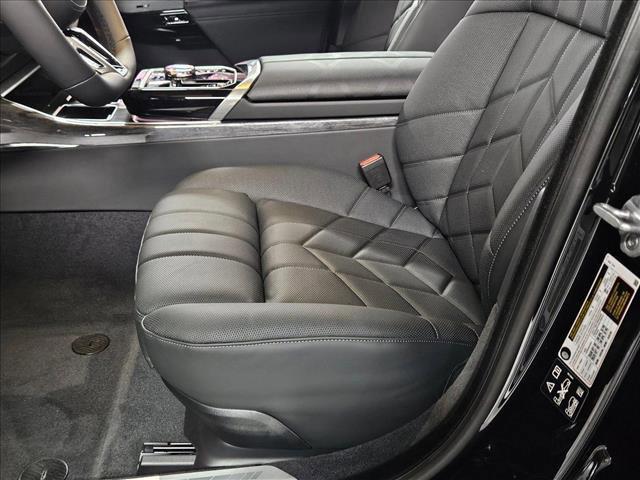 new 2025 BMW 740 car, priced at $109,985
