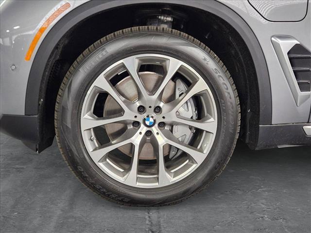 new 2025 BMW X5 PHEV car, priced at $79,660