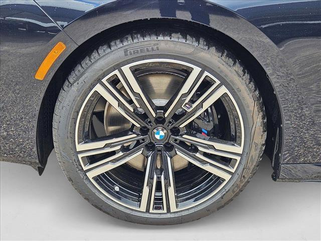 new 2025 BMW 760 car, priced at $138,485