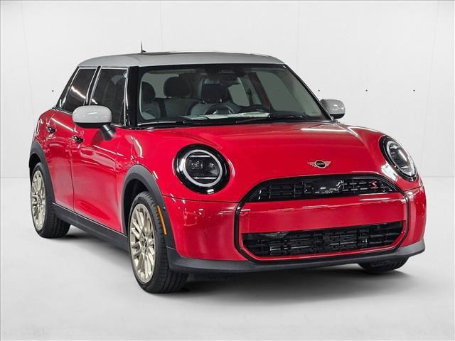 used 2025 MINI Hardtop car, priced at $37,075
