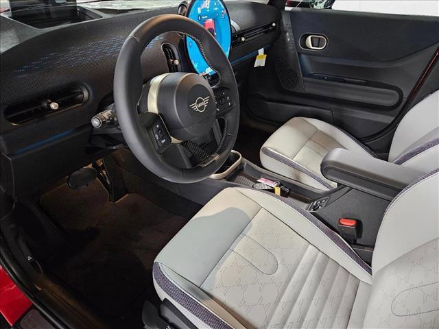 used 2025 MINI Hardtop car, priced at $37,075