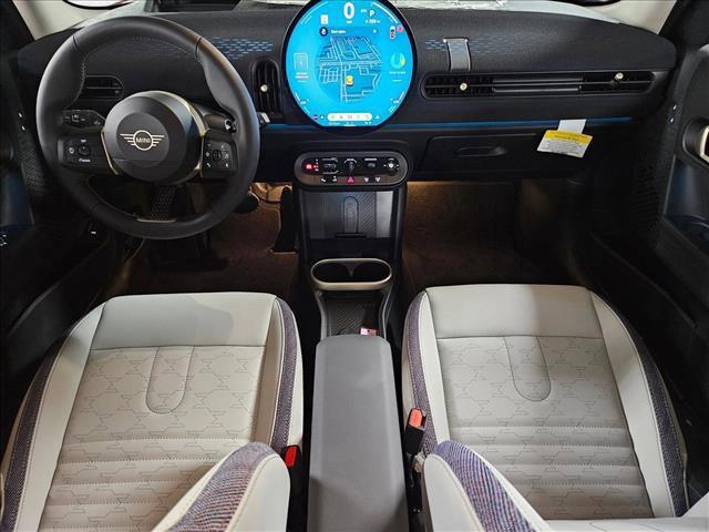 used 2025 MINI Hardtop car, priced at $37,075