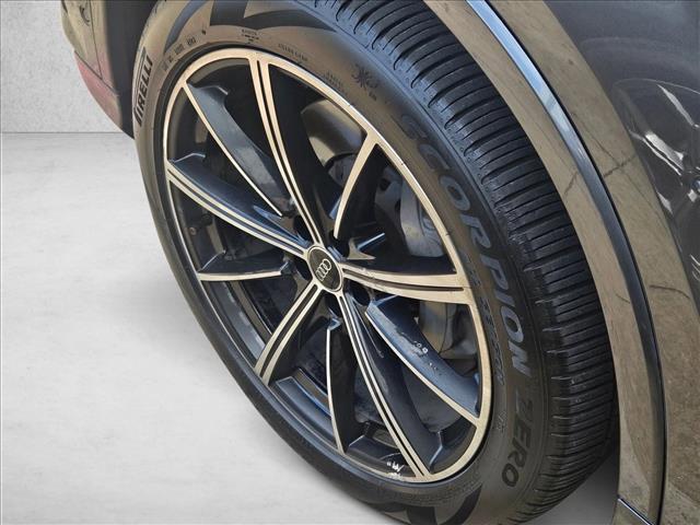 used 2022 Audi Q7 car, priced at $38,996