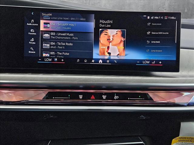 new 2025 BMW 760 car, priced at $133,685