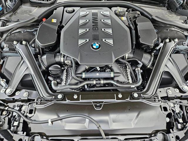 new 2025 BMW 760 car, priced at $133,685
