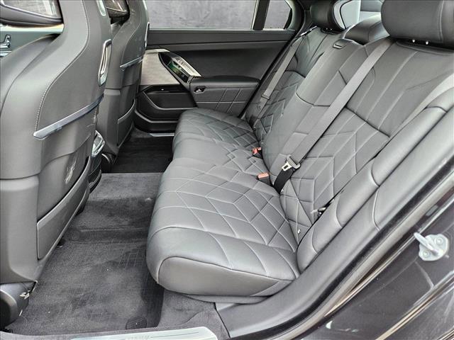 new 2024 BMW i7 car, priced at $110,840